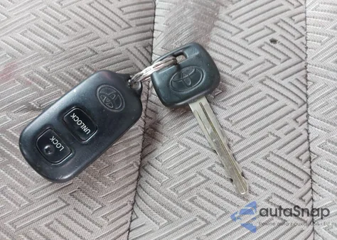 2003 Toyota Highlander from USA, damaged, VIN JTEGD21A630060872